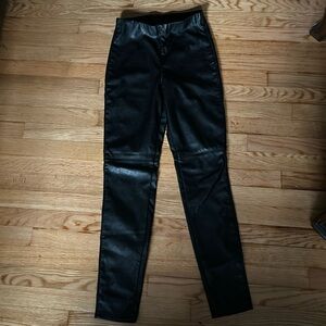 Women’s size 4 h&m divided leggings!